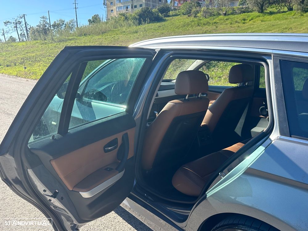 BMW 320 d EfficientDynamics Line Modern Auto - 17