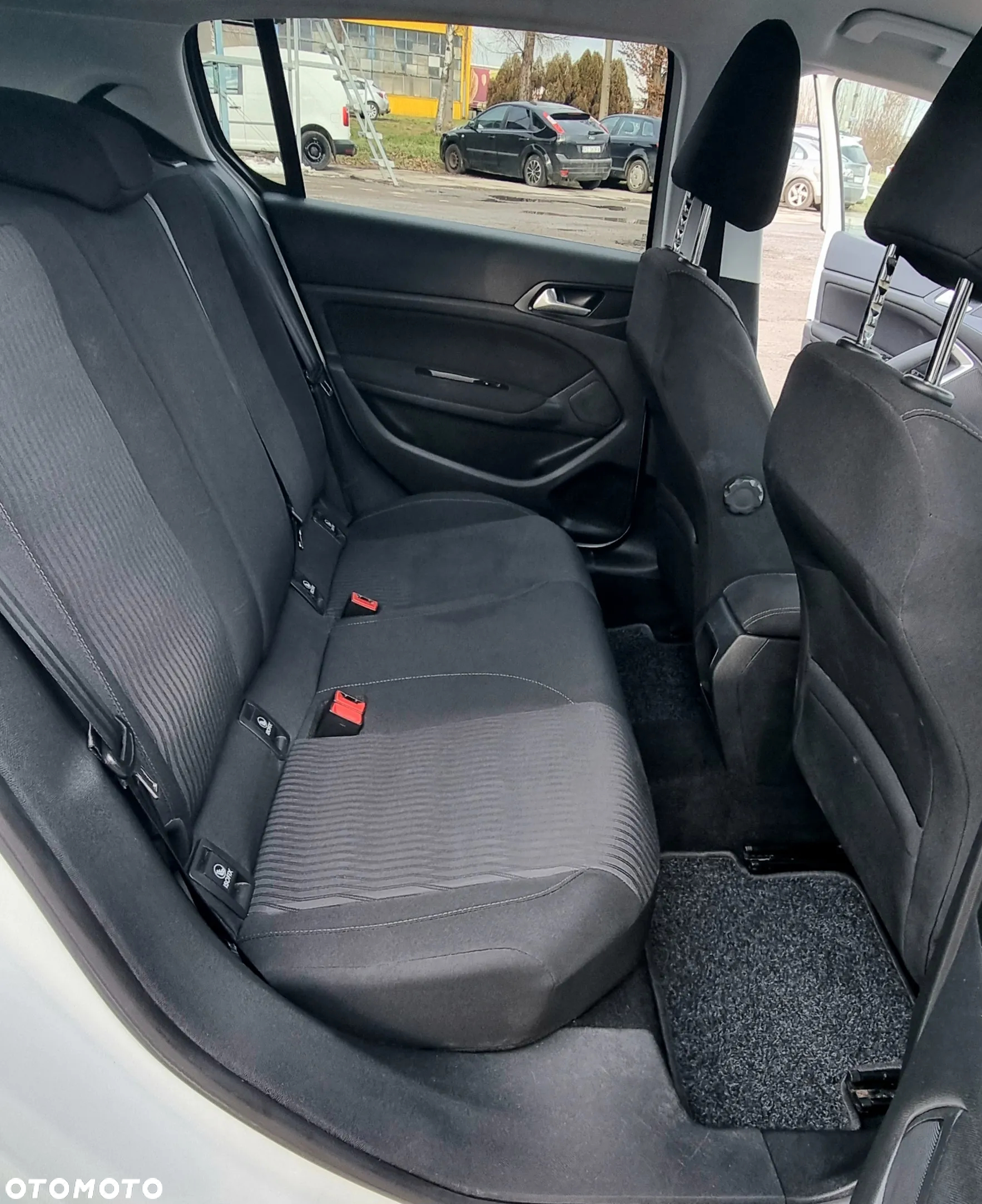Peugeot 308 1.6 BlueHDi Allure S&S - 13