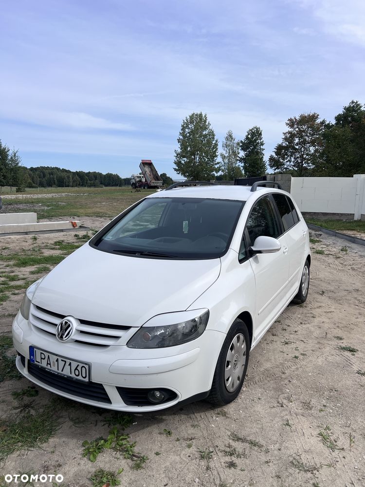 Volkswagen Golf Plus - 1