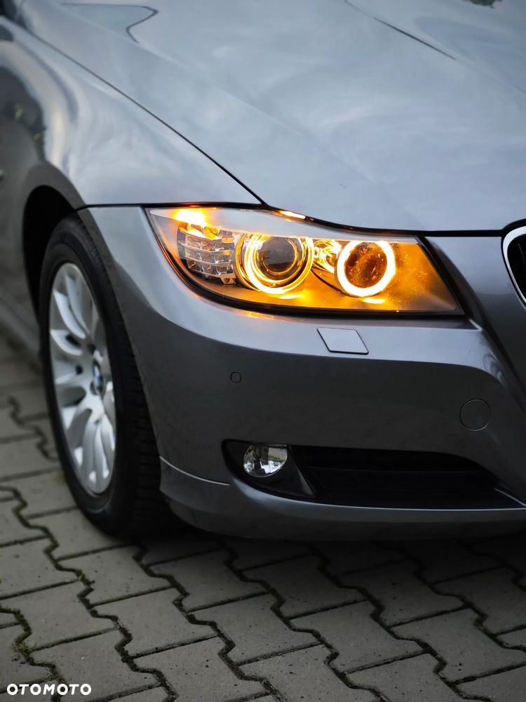 BMW Seria 3 318i Edition Lifestyle - 14