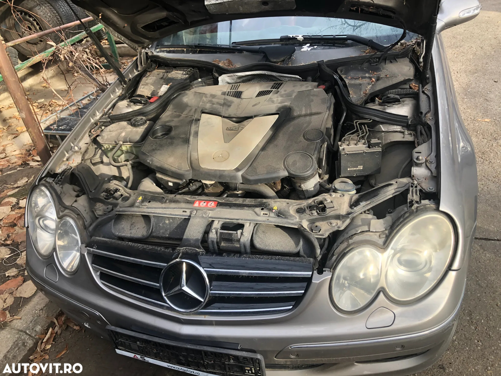 Dezmembrez Mercedes Benz CLK 320 cdi automat facelift 2006 - 4