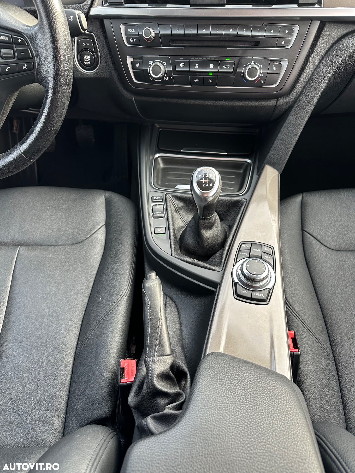 BMW Seria 3 318d - 13