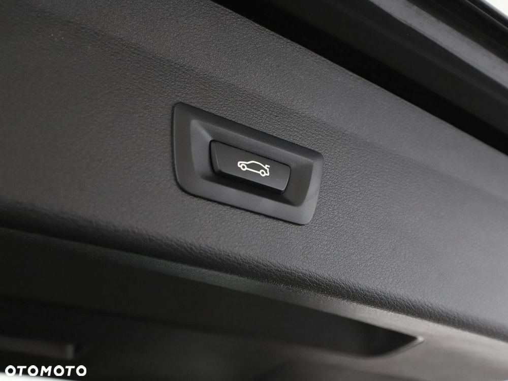 BMW X1 sDrive18i GPF M Sport - 39