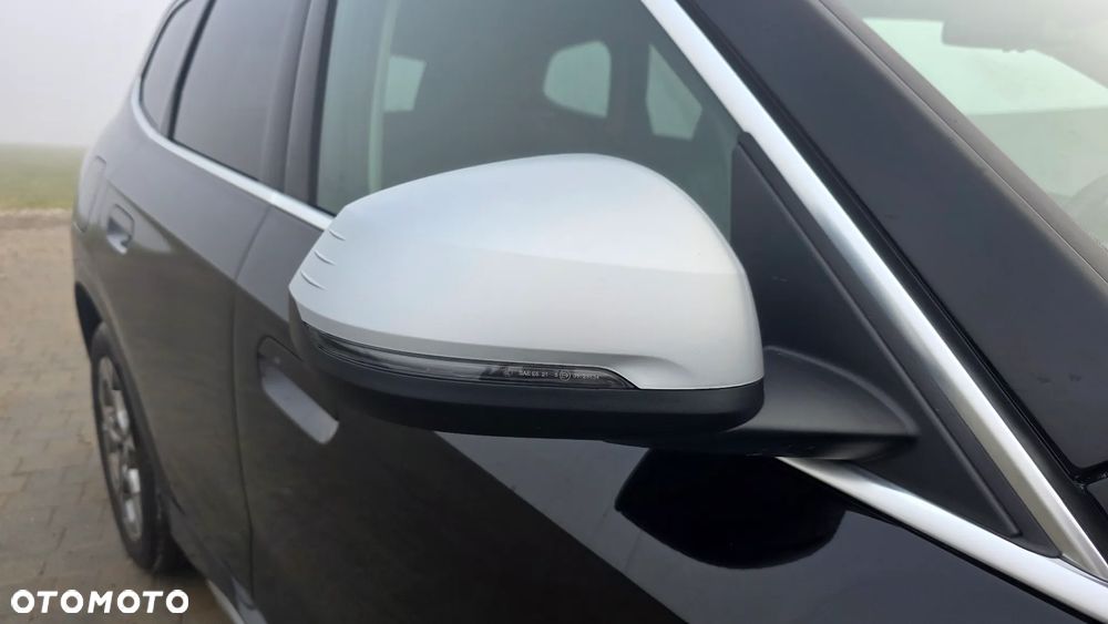 BMW X1 sDrive18i xLine - 8