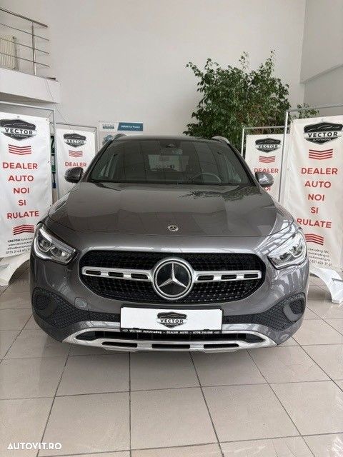 Mercedes-Benz GLA - 2
