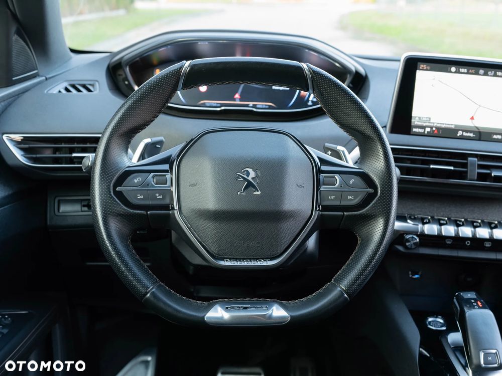 Peugeot 5008 1.6 PureTech GT Line S&S EAT8 - 26