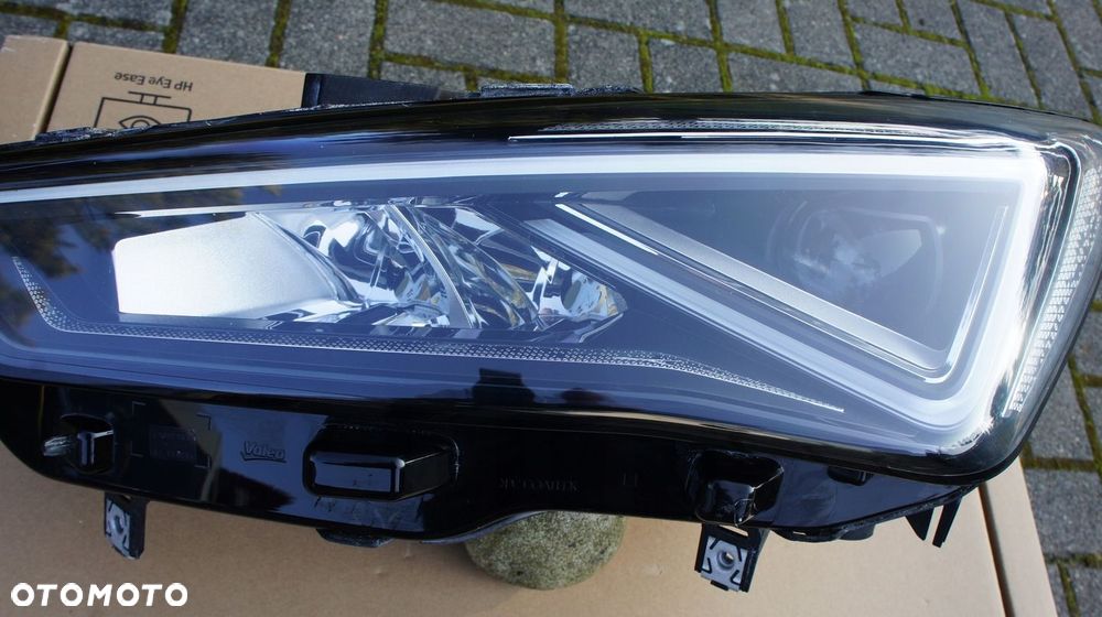 PRZEDNIA LEWA LAMPA SEAT LEON IV 4 FULL LED - 2