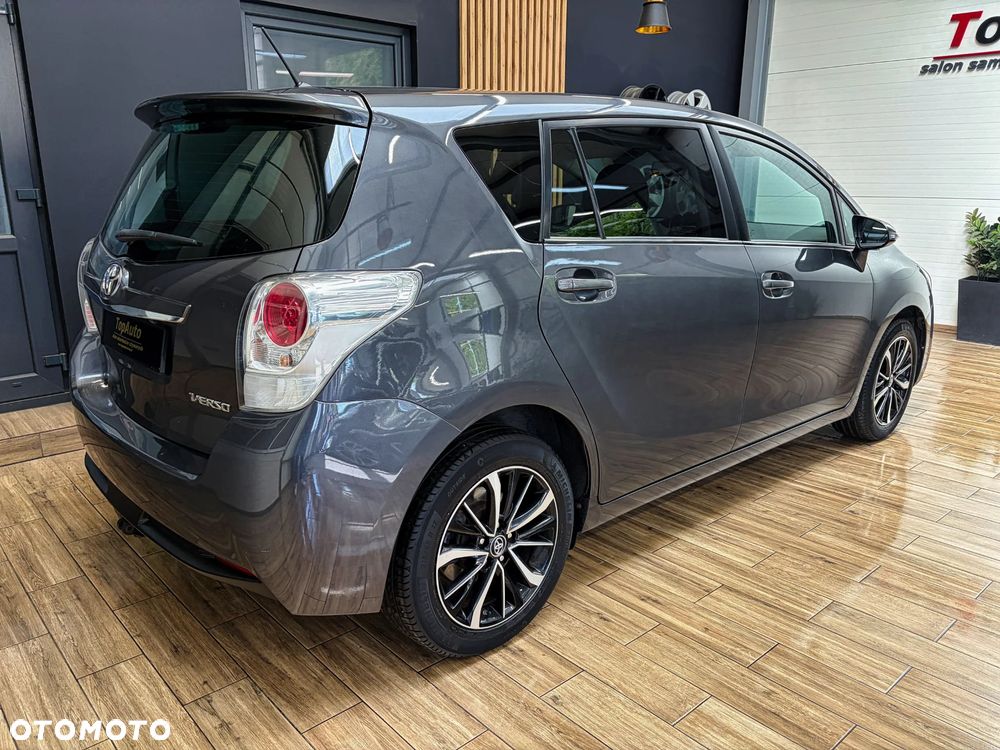 Toyota Verso 1.8 Prestige 7os MS - 8