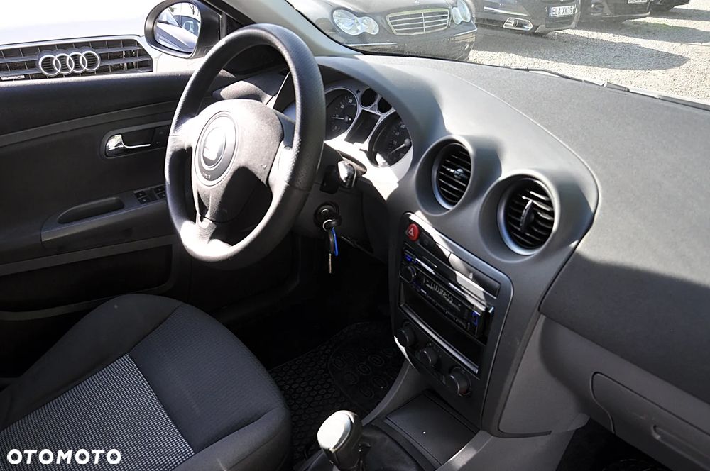 Seat Ibiza 1.4 16V Comfort Edition - 18