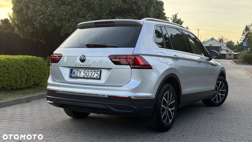 Volkswagen Tiguan 2.0 TDI SCR DSG Elegance - 4