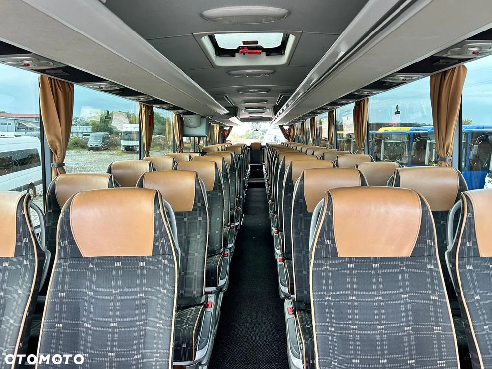 Mercedes-Benz Tourismo - 14