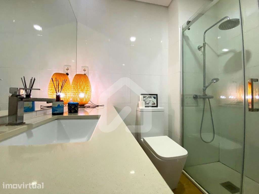 Apartamento T1 Junto a Praia - Grande imagem: 2/22