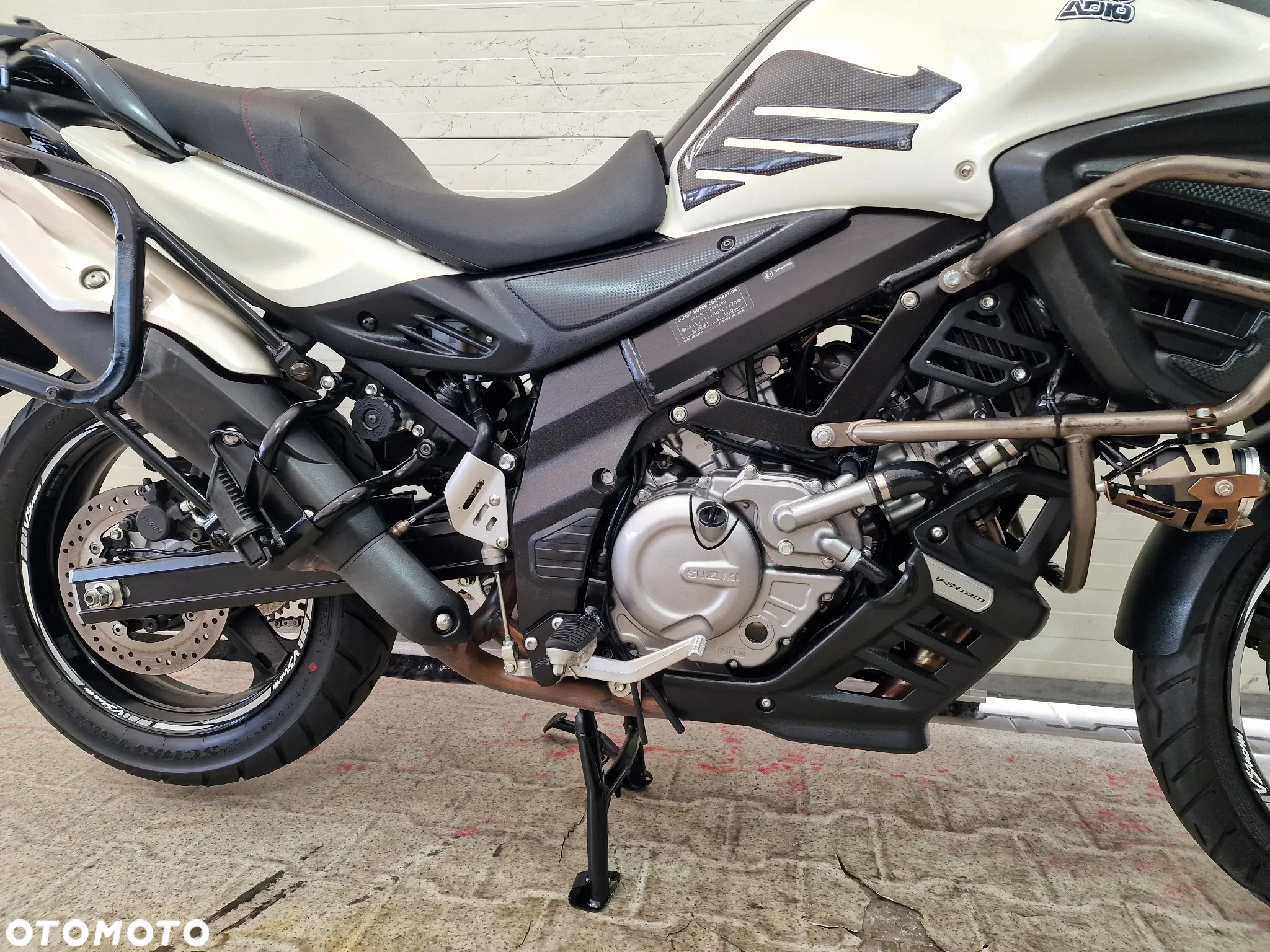 Suzuki DL - 8