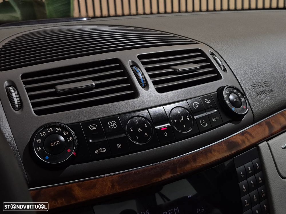 Mercedes-Benz E 220 CDI Auto Elegance - 17