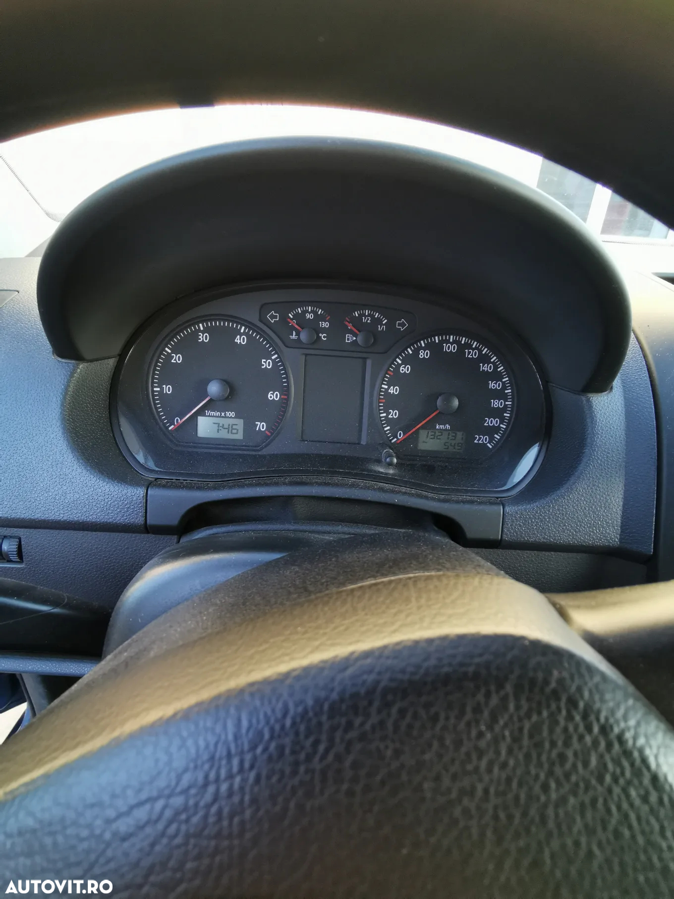 Volkswagen Polo 1.2 Attractive - 9