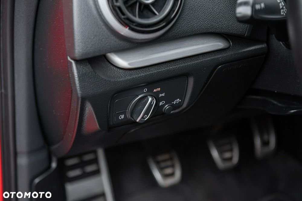 Audi S3 Sportback 2.0 TFSI Quattro - 29