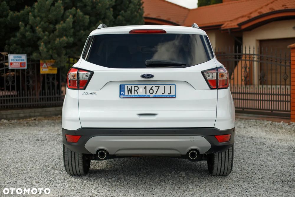 Ford Kuga 2.0 TDCi 2x4 Titanium - 10