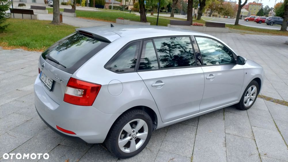 Skoda RAPID - 7
