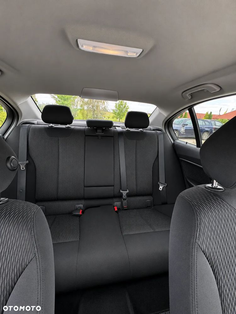 BMW Seria 3 - 12