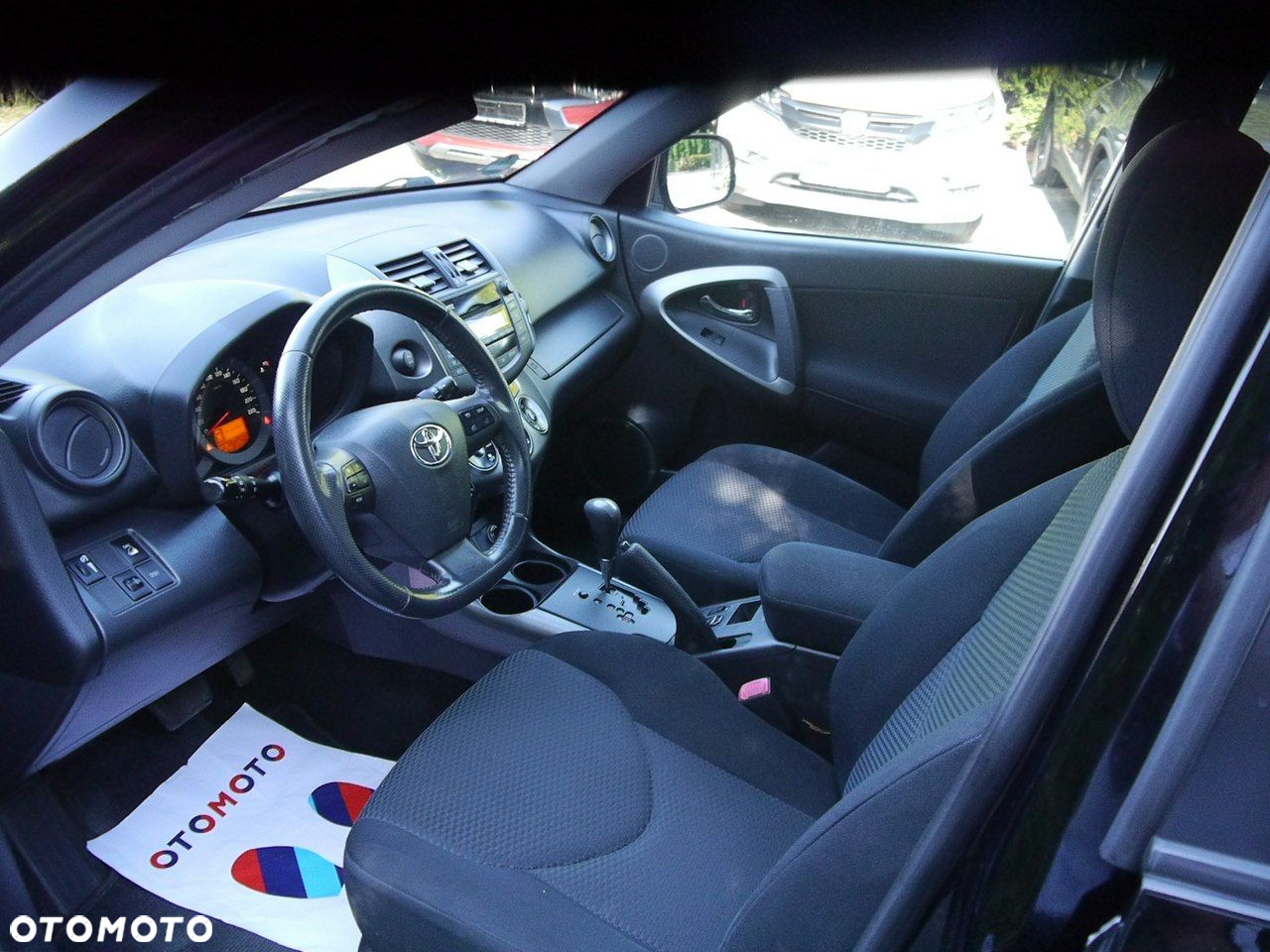 Toyota RAV4 - 17