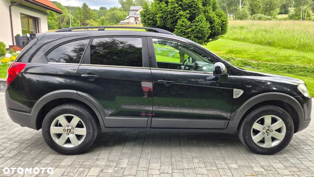 Chevrolet Captiva 2.4 2WD 7 Sitzer LS Family Edition - 21