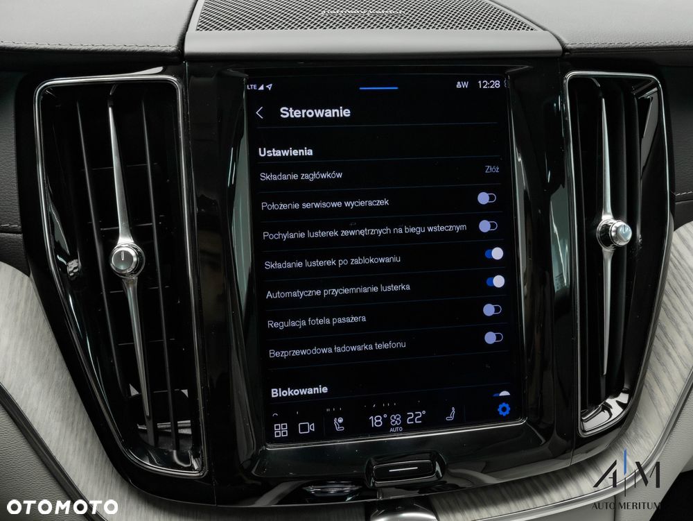 Volvo XC 60 B4 D AWD Plus Bright - 32