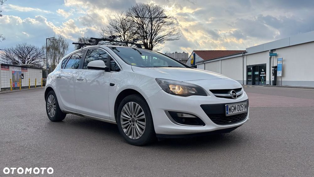 Opel Astra 1.7 CDTI DPF Cosmo - 3