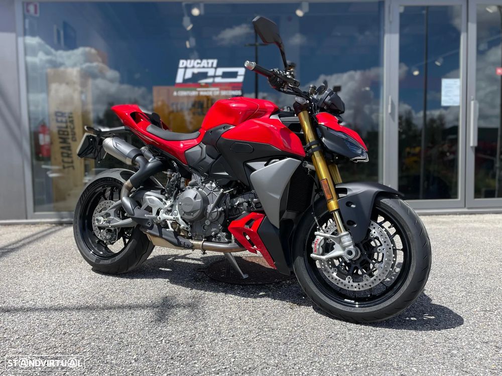 Ducati Streetfighter V2 S - 2