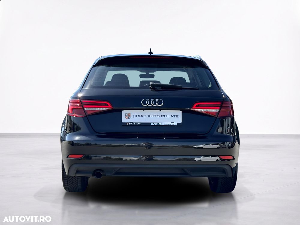Audi A3 1.6 TDI S tronic design - 5