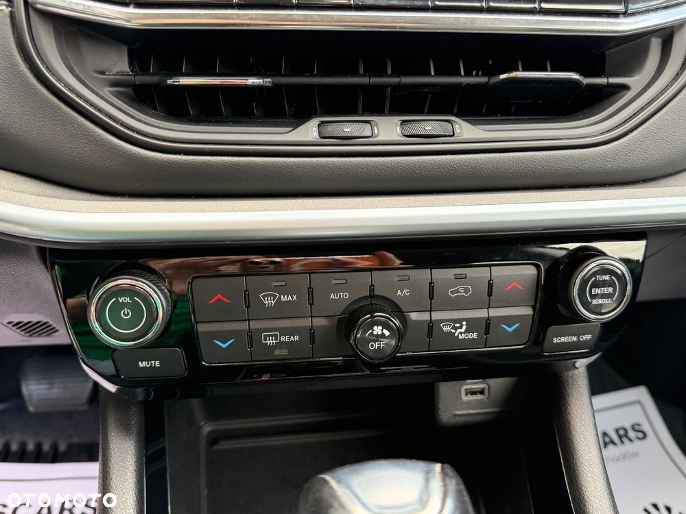 Jeep Compass ver-1-5-t4-mhev-limited-fwd-s-s-dct - 33