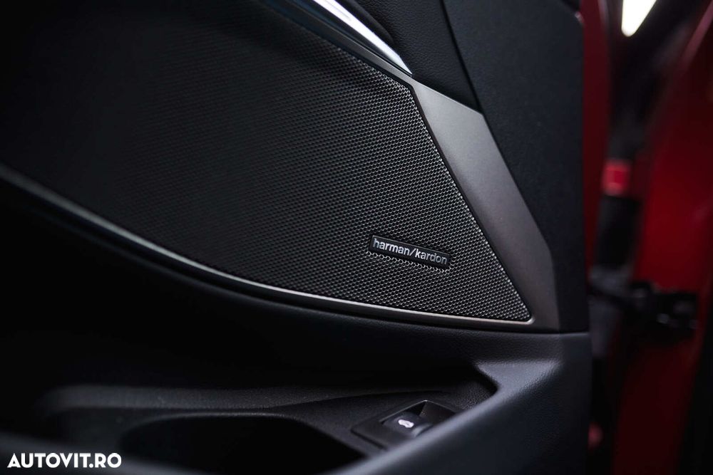 BMW Seria 3 320i xDrive AT - 12