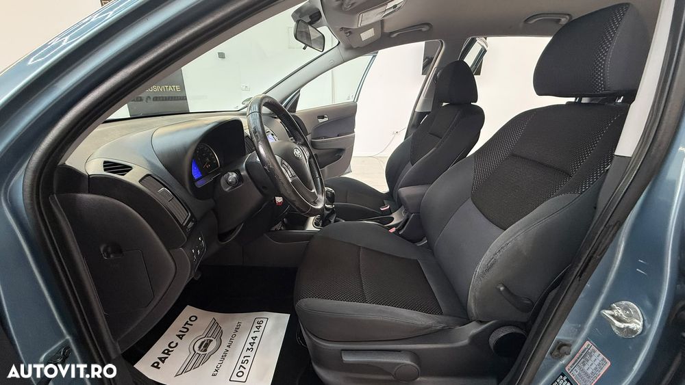 Hyundai i30 - 12