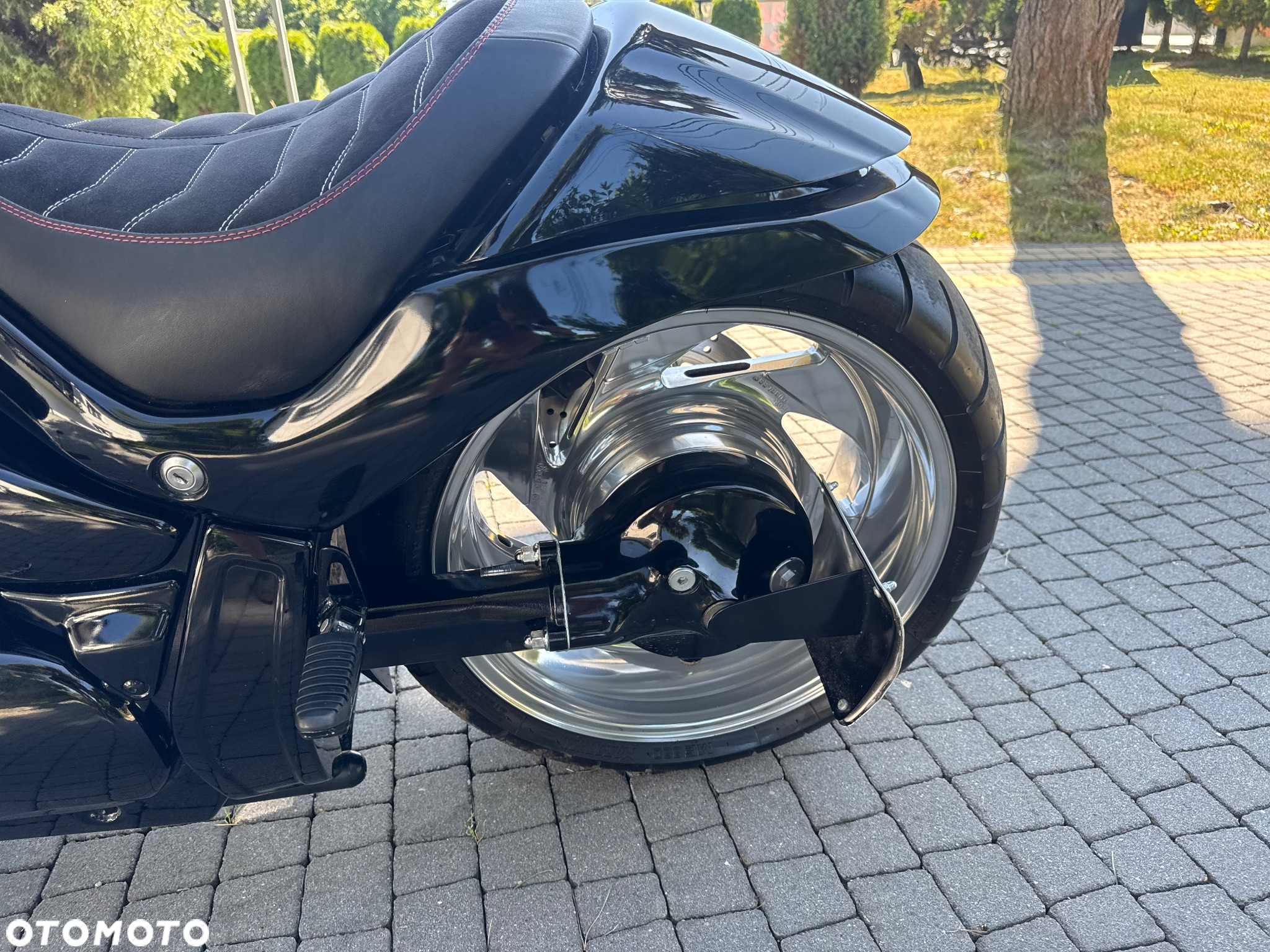 Suzuki Boulevard - 15