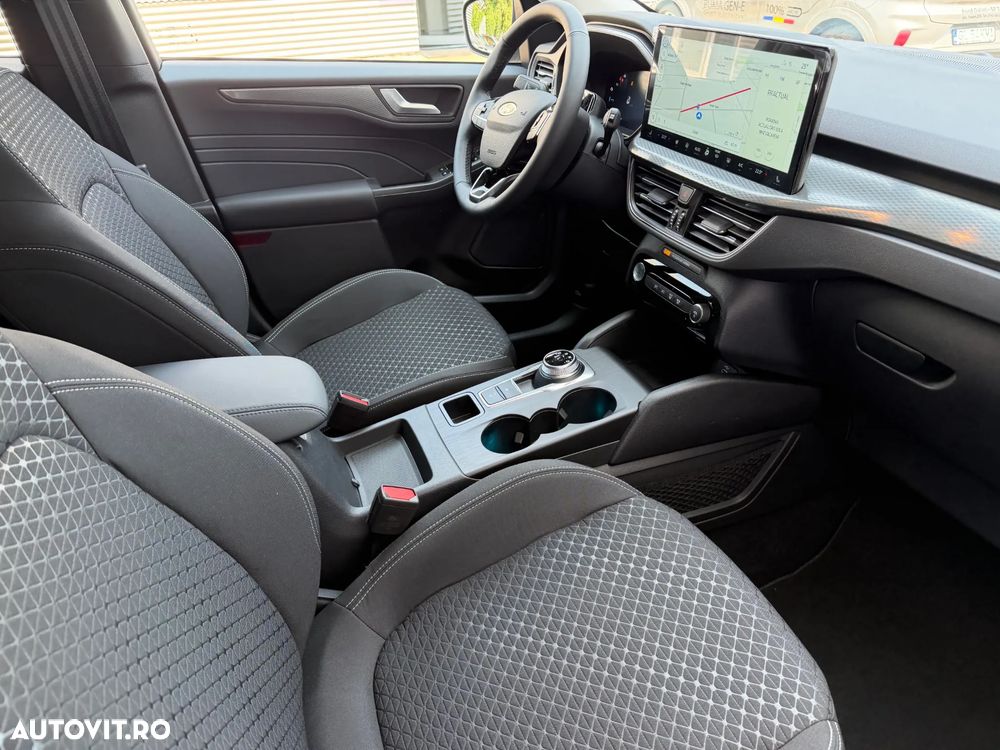 Ford Kuga 2.5 Duratec FWD FHEV Titanium - 8