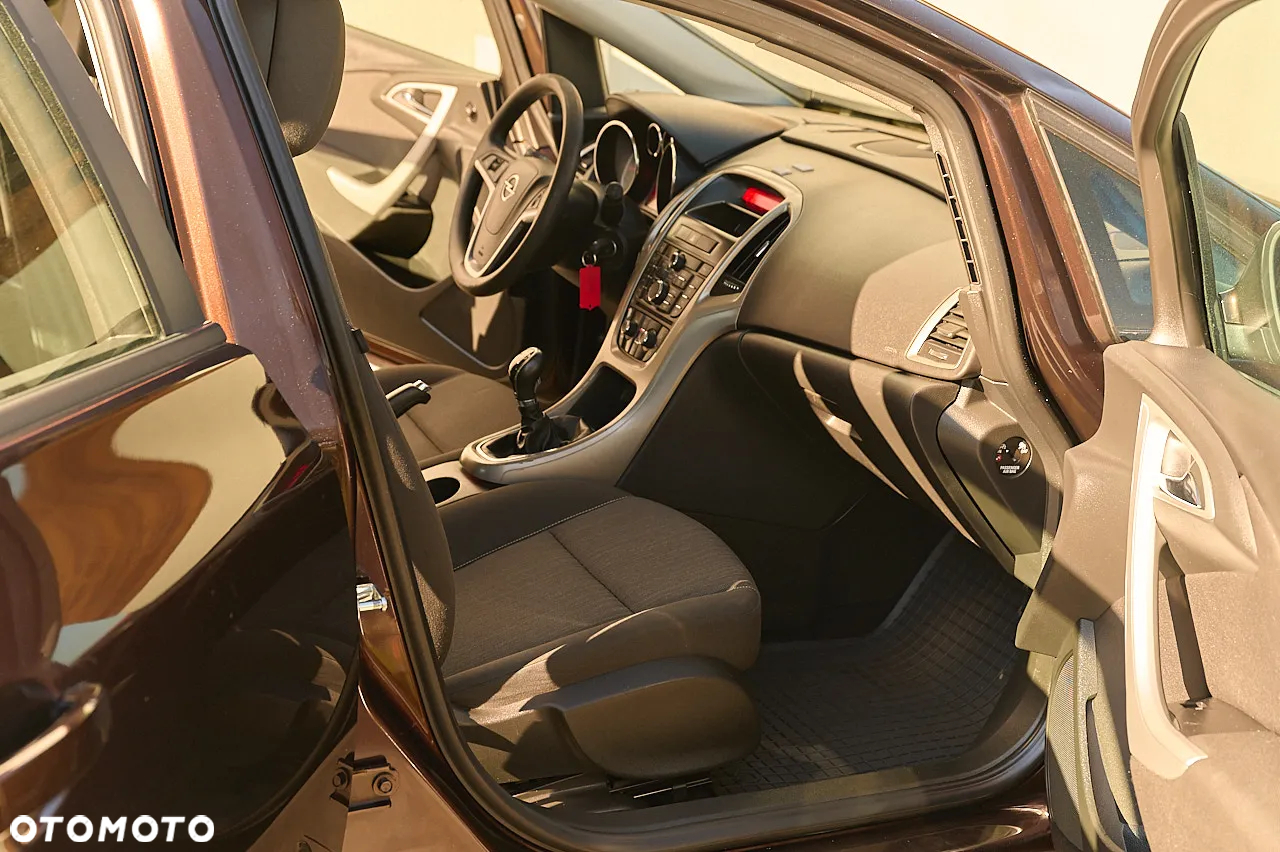 Opel Astra 1.4 EcoFLEX 150 Jahre - 27