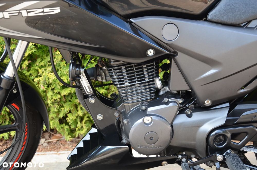 Honda CBF - 10