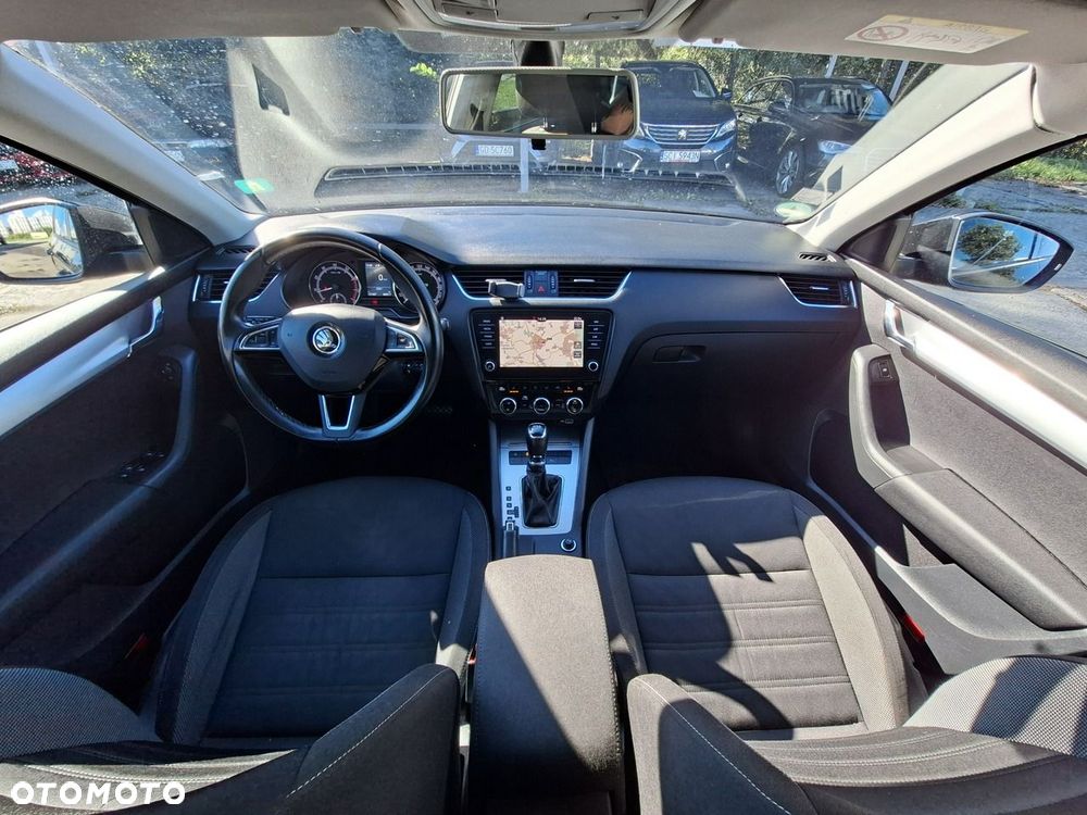 Skoda Octavia 1.4 TSI DSG Ambition - 13