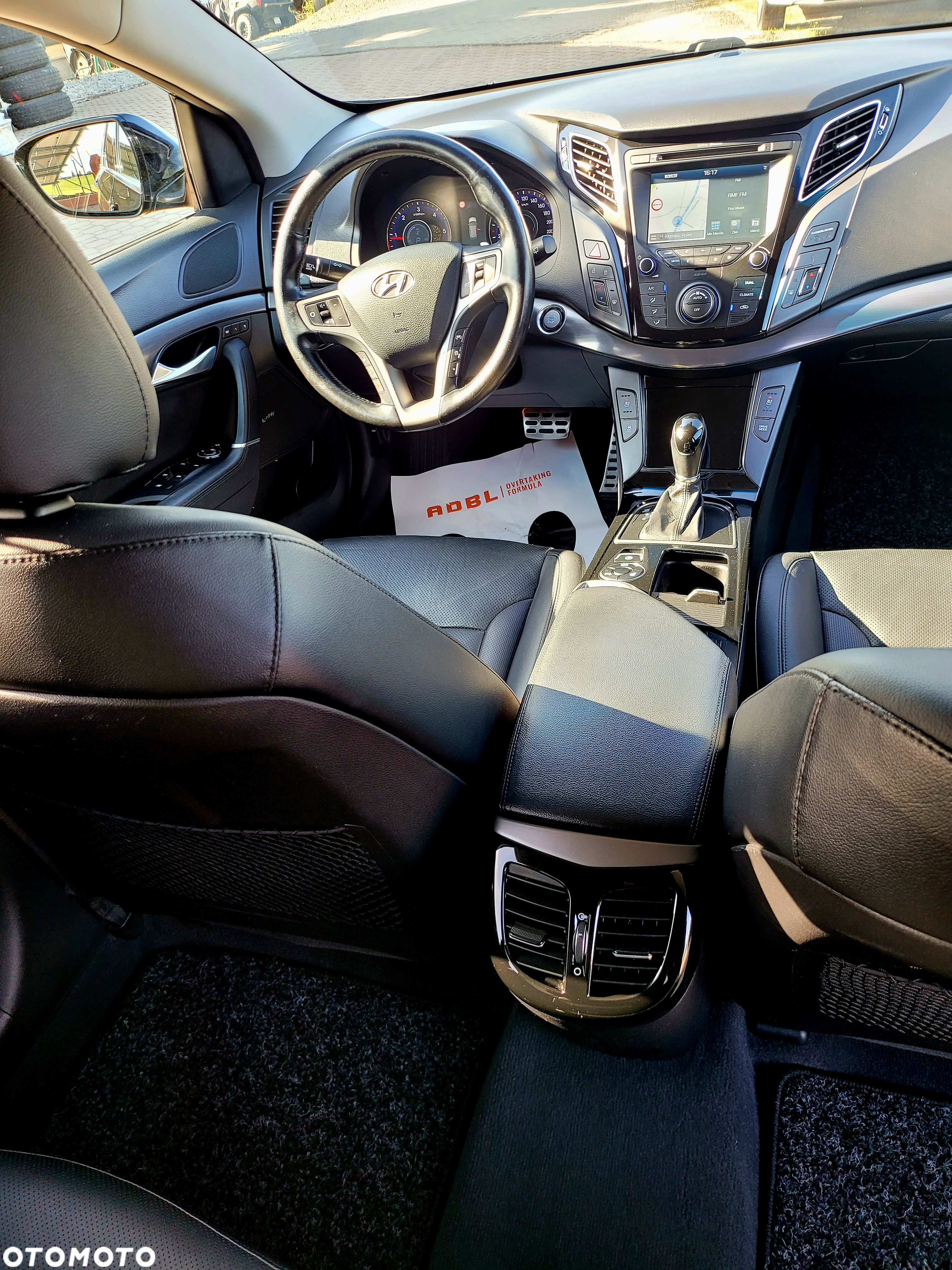 Hyundai i40 Kombi blue 1.7 CRDi DCT Premium - 13