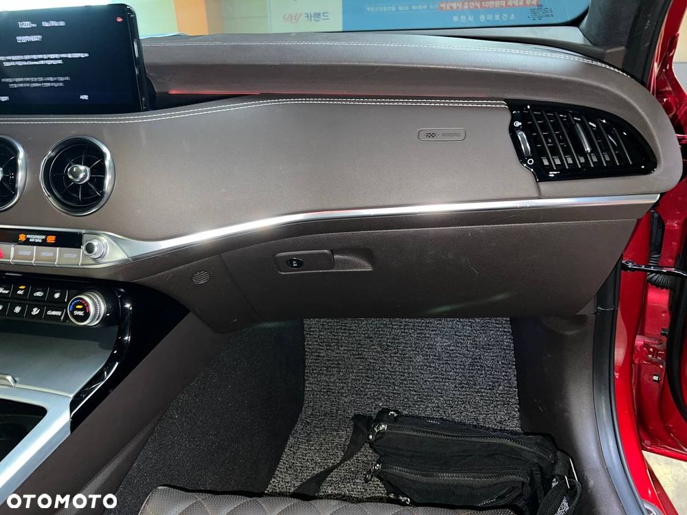 Kia Stinger 3.3 T-GDI V6 GT AWD - 33