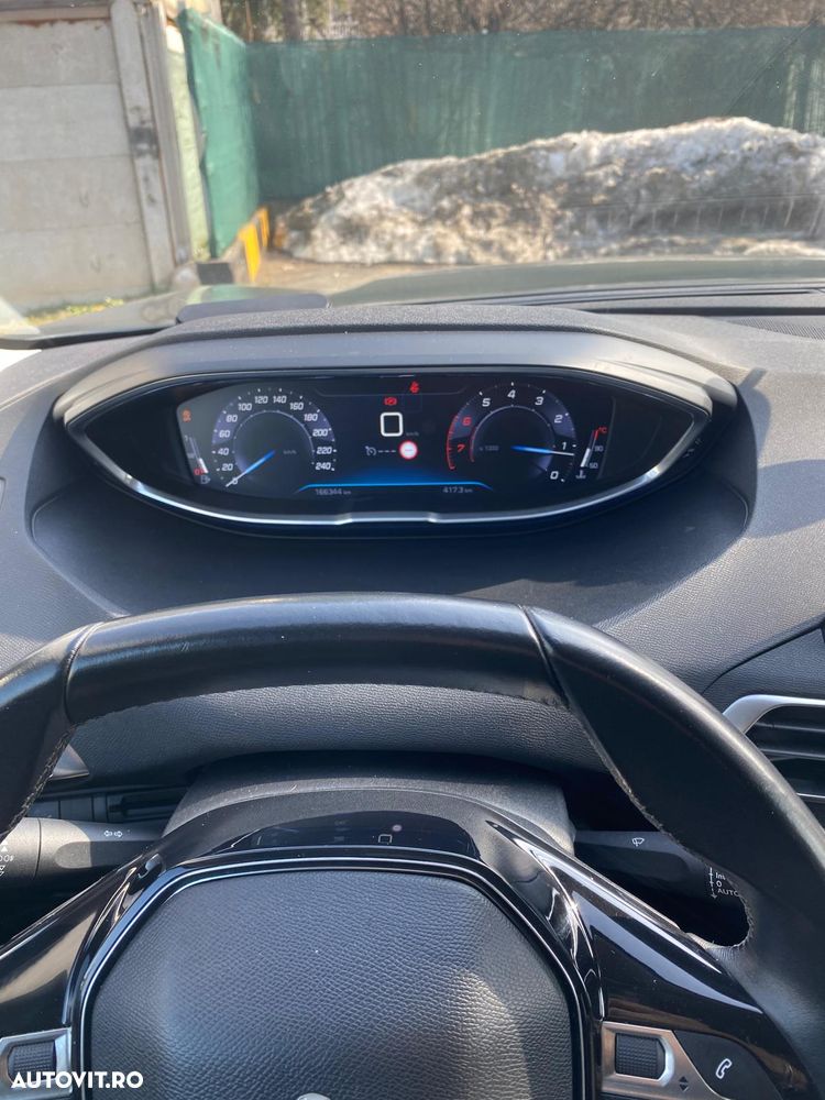 Peugeot 5008 1.2 Puretech Turbo s&s Active - 13