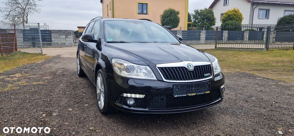 Skoda Octavia 2.0 TSI RS - 8