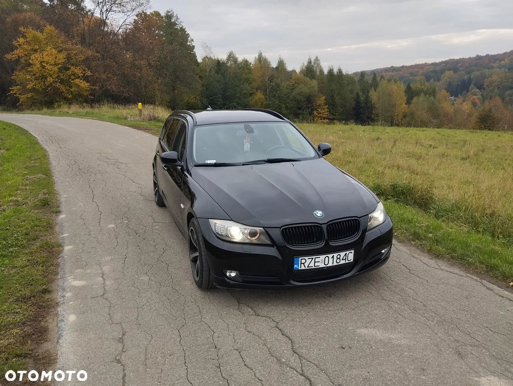 BMW Seria 3 318d - 4