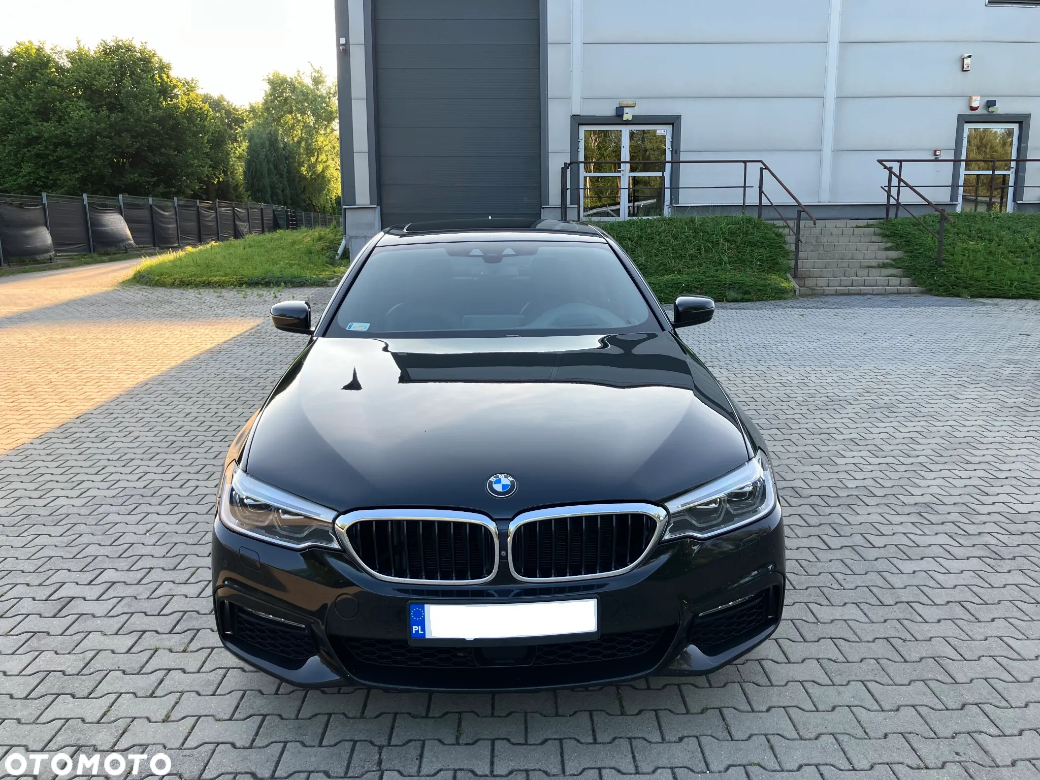 BMW Seria 5 520d xDrive M Sport sport - 2