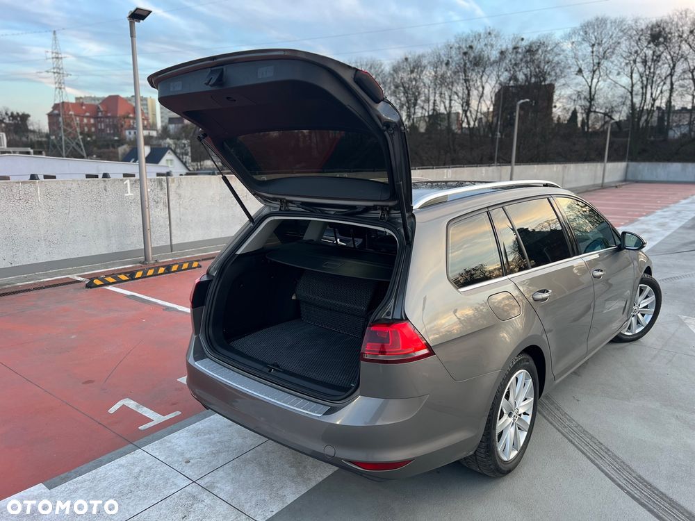 Volkswagen Golf 1.6 TDI Highline DSG - 12