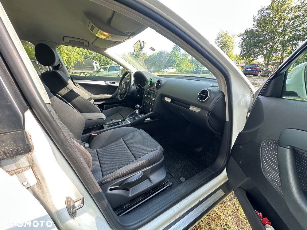 Audi A3 Sportback - 13