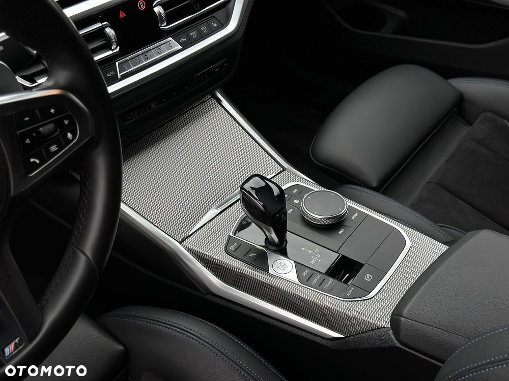 BMW Seria 3 320d M Sport sport - 13