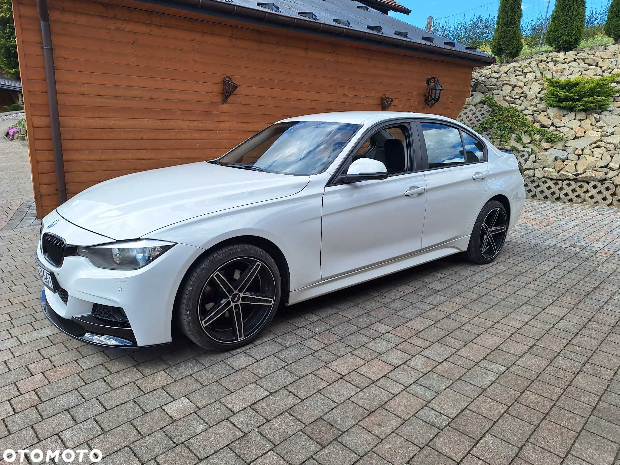 BMW Seria 3 320i Sport Line - 2