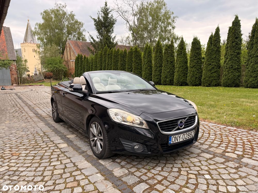 Volvo C70 2.0D Powershift Momentum - 3