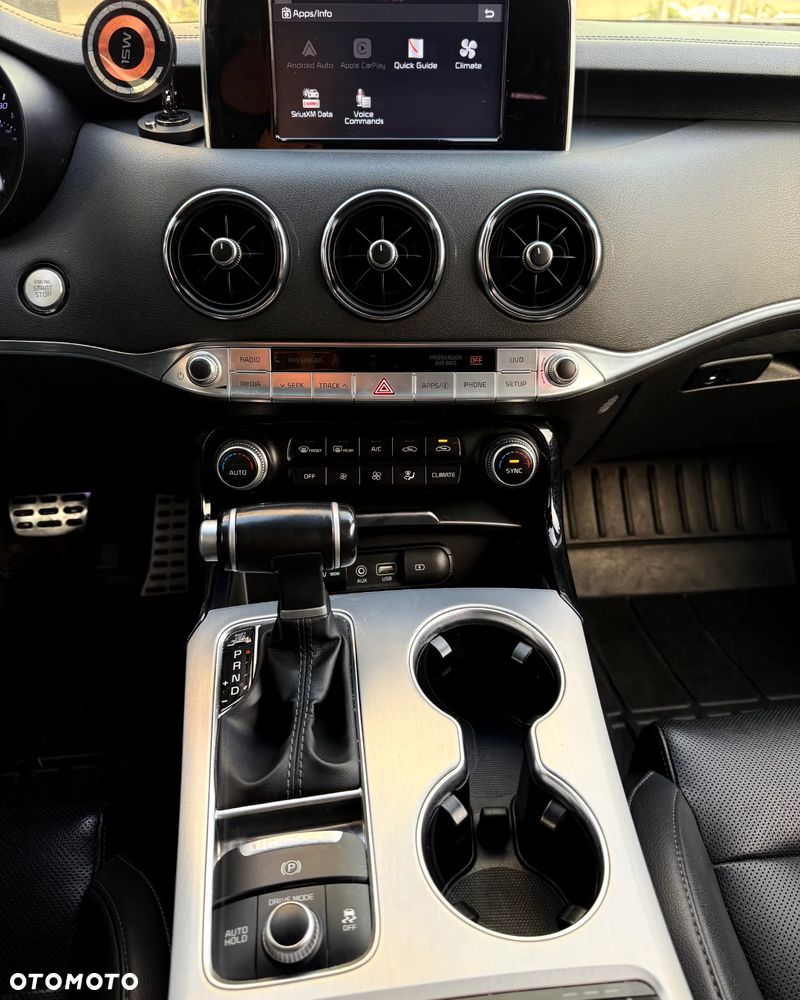 Kia Stinger 3.3 T-GDI V6 GT AWD - 16