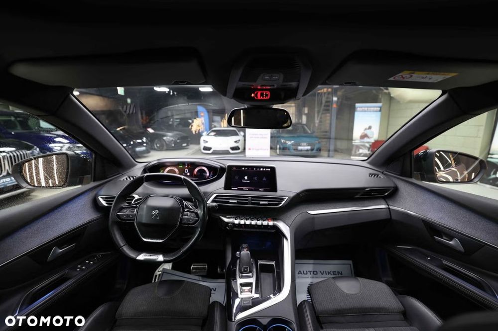 Peugeot 5008 PureTech 130 EAT8 Stop & Start GT - 23
